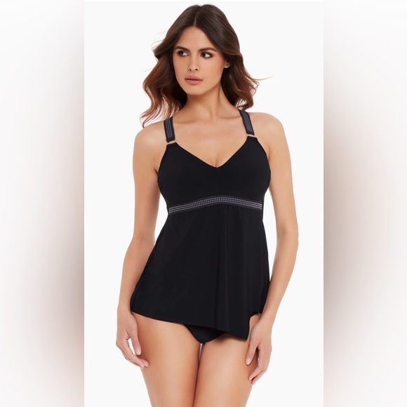NWT Magicsuit
Carly Studded Tankini Top size 16 - Picture 1 of 6
